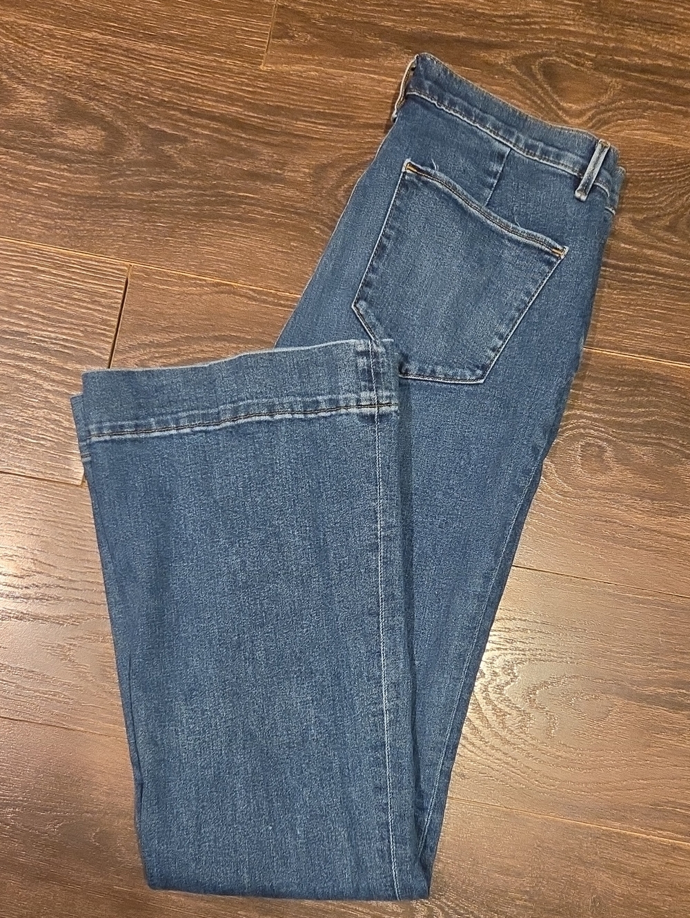 ❤️ ANN TAYLOR HIGH RISE FLARE JEANS, 10 (30) - Picture 8 of 8